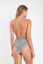 Charger l'image dans la galerie, Image 12: Rio De Sol Une Pièce Collage New Vegas