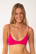 Charger l'image dans la galerie, Gallery: Wednesday In Hawaii By Rio De Sol Haut Top Guava Hana