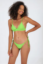 Charger l'image dans la galerie, Model Front: Rio De Sol Haut Top Lemon Tri-Cos