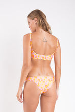 Charger l'image dans la galerie, Model Back: Rio De Sol Ensemble Set Dreamy Bliss Essential