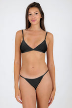 Charger l'image dans la galerie, Model Front: Rio De Sol Ensemble Set Shimmer-Black Tri-Fixo California