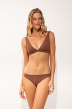 Charger l'image dans la galerie, Model Front: Rio De Sol Ensemble Set Sand-Cappuccino Alba Leblon