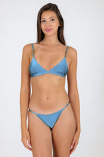 Charger l'image dans la galerie, Model Front: Rio De Sol Ensemble Set Shimmer-Baltic-Sea Tri-Fixo California