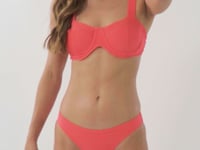 Charger et lire la vidéo dans la visionneuse de la Galerie, Video: Rio De Sol Ensemble Set Malibu-Folia Amelia Essential-Comfy