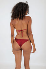 Charger l'image dans la galerie, Model Back: Rio De Sol Bas Bottom Shimmer-Divino Cheeky-Rope