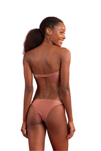 Charger l'image dans la galerie, Model Back: Rio De Sol Ensemble Set Shimmer-Copper Bandeau-Joy Essential