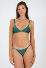 Charger l'image dans la galerie, Model Front: Rio De Sol Haut Top Palace Tri-Fixo
