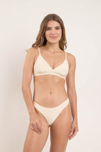 Charger l'image dans la galerie, Model Front: Rio De Sol Bas Bottom Touch-Natural Essential
