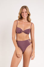 Charger l'image dans la galerie, Model Front: Rio De Sol Bas Bottom Malibu-Ebano Highwaist-Spin-Iris
