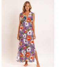 Charger l'image dans la galerie, Model Front: Rio De Sol Vêtement De Plage Garden-Flower Long Dress Soleil
