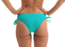 Charger l'image dans la galerie, Model Back: Rio De Sol Bas Bottom Jade Madrid
