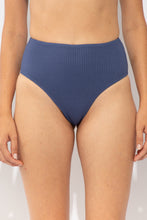 Charger l'image dans la galerie, Gallery: Rio De Sol Bas Bottom Carmel-Blue Hotpants

