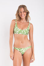 Charger l'image dans la galerie, Model Front: Rio De Sol Haut Top Flow Bliss
