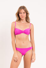 Charger l'image dans la galerie, Model Front: Rio De Sol Haut Top Malibu-Rosa Bandeau-Duo
