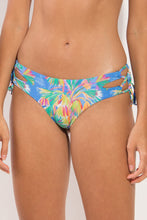 Charger l'image dans la galerie, Gallery: Rio De Sol Bas Bottom Treetop Madrid
