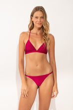 Charger l'image dans la galerie, Model Front: Rio De Sol Bas Bottom Shimmer-Desejo Cheeky-Noa
