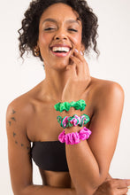 Charger l'image dans la galerie, Image 04: Rio De Sol Chouchou Dots-Energy Scrunchie
