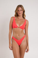 Charger l'image dans la galerie, Model Front: Rio De Sol Haut Top Malibu-Folia Agnes
