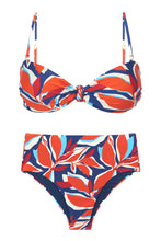 Charger l'image dans la galerie, Product Front: Rio De Sol Ensemble Set Leaves Bandeau-Joy Hotpants

