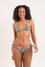 Charger l'image dans la galerie, Model Front: Rio De Sol Bas Bottom Wild-Black Lacinho
