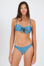 Charger l'image dans la galerie, Model Front: Rio De Sol Bas Bottom Shimmer-Baltic-Sea Nice-Fio
