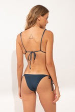 Charger l'image dans la galerie, Model Back: Rio De Sol Haut Top Shimmer-Shark Lia-Noa
