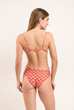 Charger l'image dans la galerie, Model Back: Rio De Sol Ensemble Set Floral-Scales Tri-Fixo Essential-Comfy
