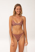 Charger l'image dans la galerie, Model Front: Wednesday In Hawaii By Rio De Sol Haut Top Kiko-Coco Hana
