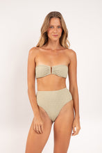 Charger l'image dans la galerie, Model Front: Rio De Sol Bas Bottom Brisa-Pistache Hotpants
