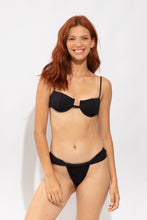 Charger l'image dans la galerie, Model Front: Rio De Sol Haut Top Solar-Black Juliette
