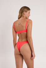 Charger l'image dans la galerie, Model Back: Rio De Sol Haut Top Malibu-Folia Agnes
