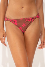 Charger l'image dans la galerie, Gallery: Wednesday In Hawaii By Rio De Sol Bas Bottom Pua-Coco-Guava Mel
