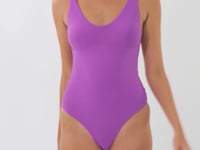 Charger et lire la vidéo dans la visionneuse de la Galerie, Video: Rio De Sol Une Pièce Bio-Floreira Bella
