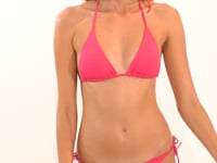 Charger et lire la vidéo dans la visionneuse de la Galerie, Video: Wednesday In Hawaii By Rio De Sol Bas Bottom Guava Kaleia
