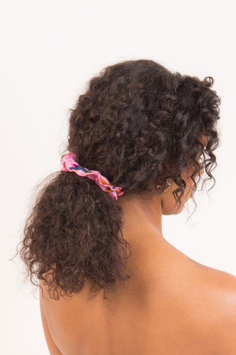 Model Front: Rio De Sol Chouchou Amore-Pink Scrunchie