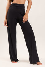 Charger l&#39;image dans la galerie, Gallery: Rio De Sol Pantalon De Plage Black Pants Knot
