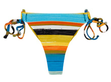 Charger l&#39;image dans la galerie, Product Front: Rio De Sol Bas Bottom Artsy Fio-Tie
