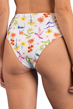 Charger l&#39;image dans la galerie, Image 08: Rio De Sol Bas Bottom Countryside Hotpants
