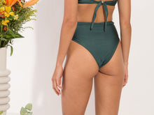 Charger l&#39;image dans la galerie, Model Back: Rio De Sol Bas Bottom Palace Belted-High-Waist
