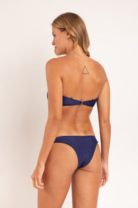 Model Back: Rio De Sol Bas Bottom Touch-Marinho Essential