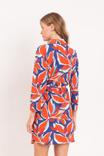 Charger l&#39;image dans la galerie, Model Back: Rio De Sol Chemise Leaves Chemise
