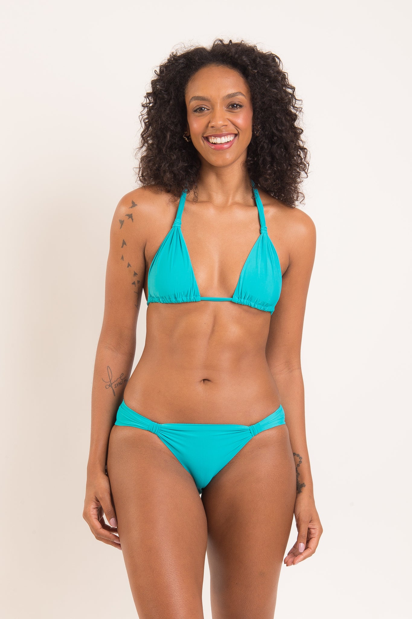 Model Front: Rio De Sol Ensemble Set Nanai Mel Mel