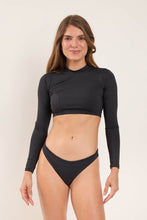 Charger l&#39;image dans la galerie, Model Front: Rio De Sol Haut Top Lava Reef
