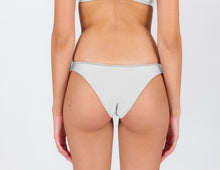 Charger l&#39;image dans la galerie, Bottom Shimmer-White Essential
