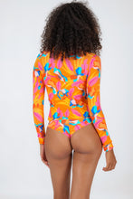 Charger l&#39;image dans la galerie, Top Orange-Bloom Rash-Guard
